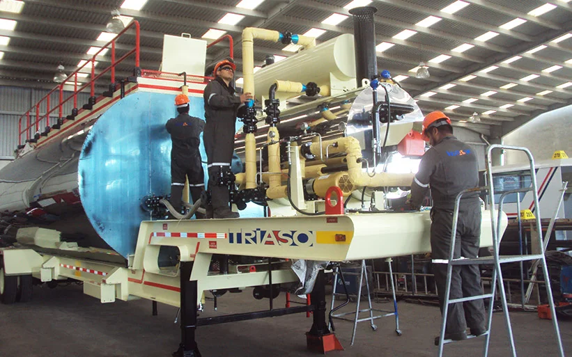 Fabricación de un tanque de asfalto con calentador de aceite
